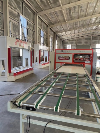 淋膠機(jī)